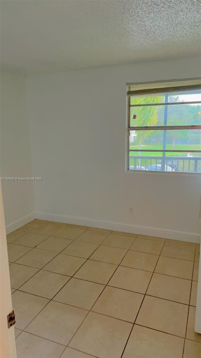 ROYAL POINCIANA · #2104 in Pompano Beach - Photo 6