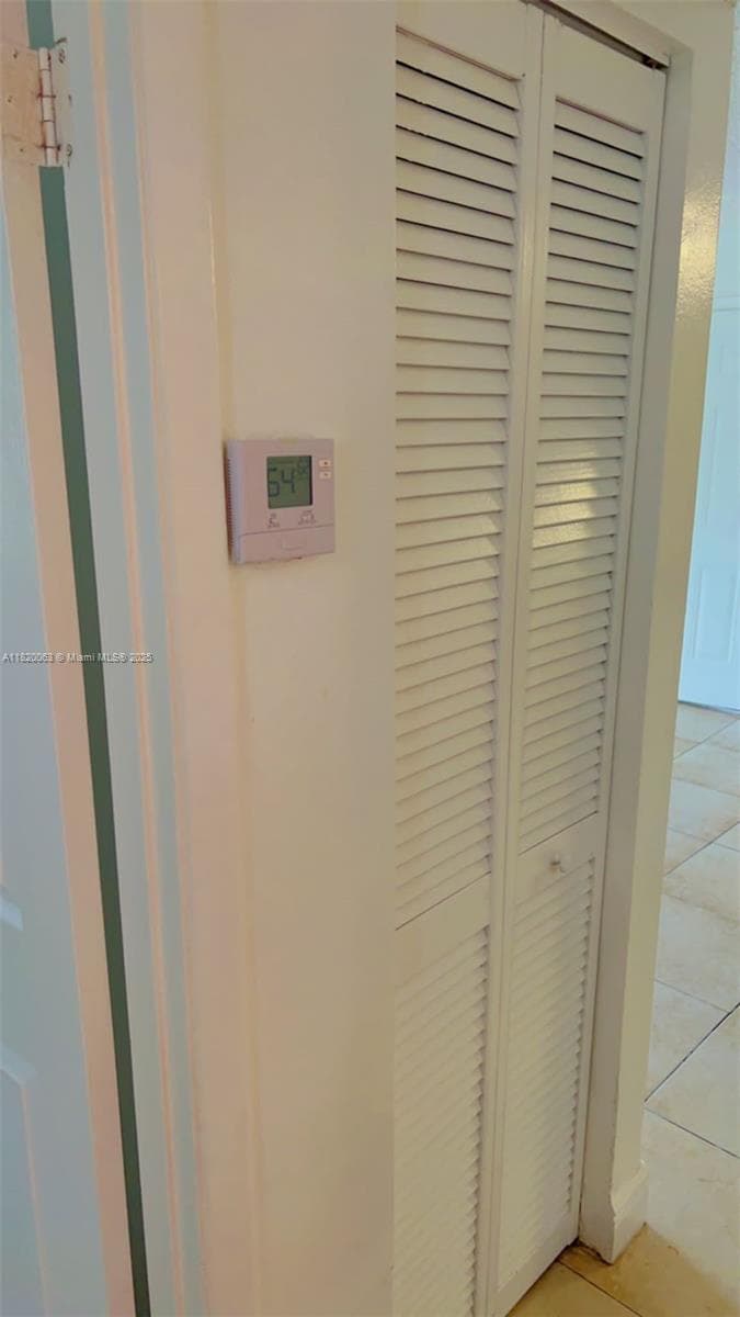 ROYAL POINCIANA · #2104 in Pompano Beach - Photo 4