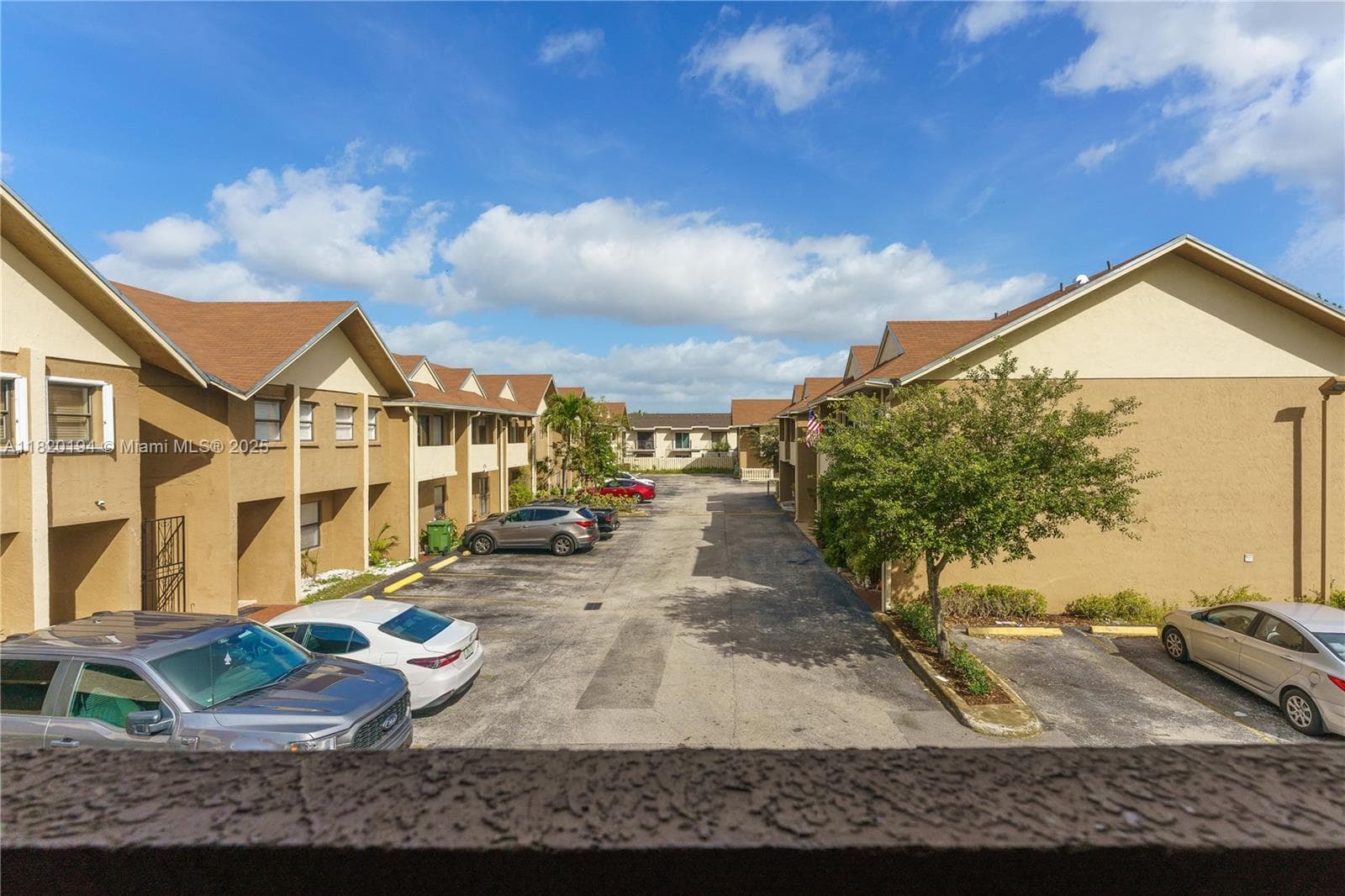 WEST VIEW LAKE · #105 in Hialeah - Photo 1