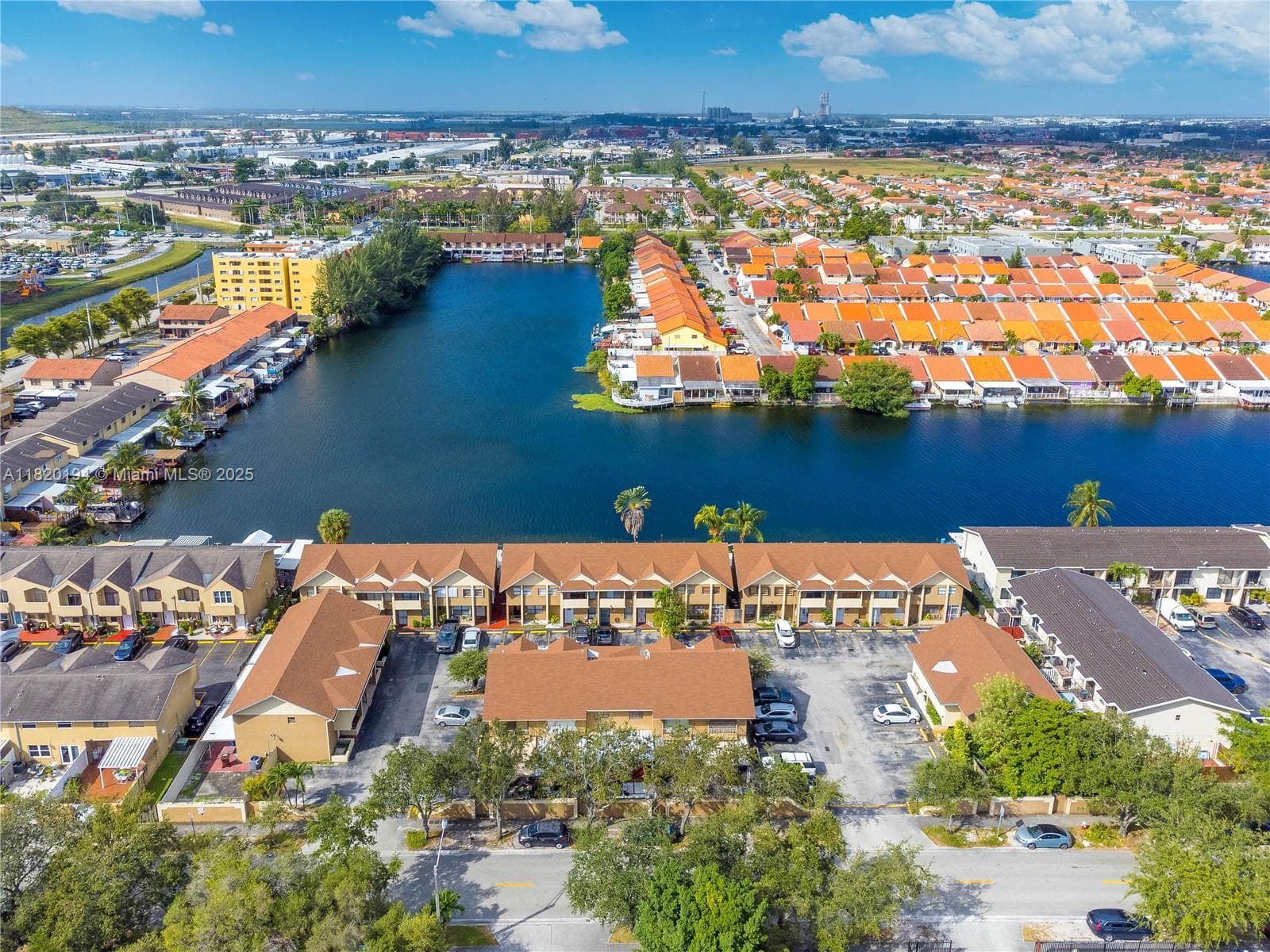WEST VIEW LAKE · #105 in Hialeah - Photo 4