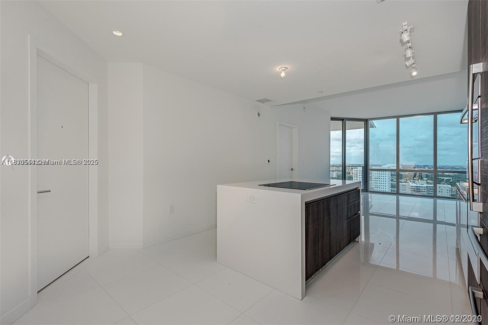 Paramount Miami Worldcenter · #1608 in Miami - Photo 2