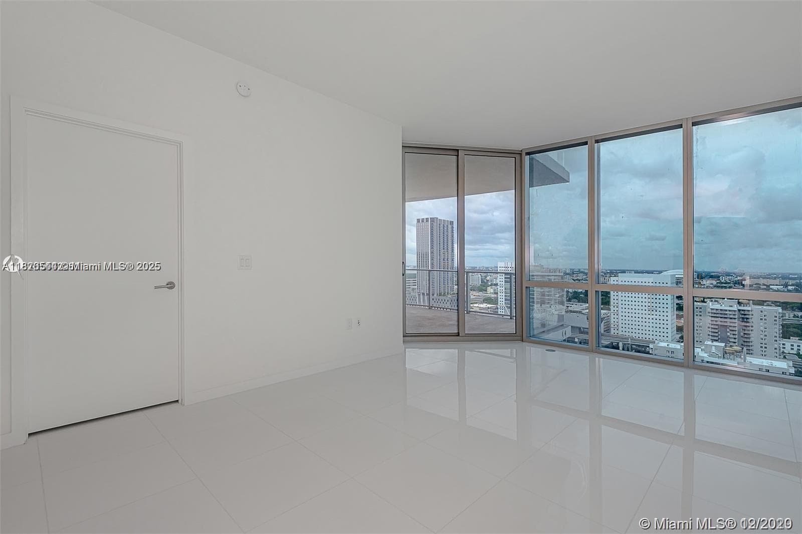 Paramount Miami Worldcenter · #1608 in Miami - Photo 9