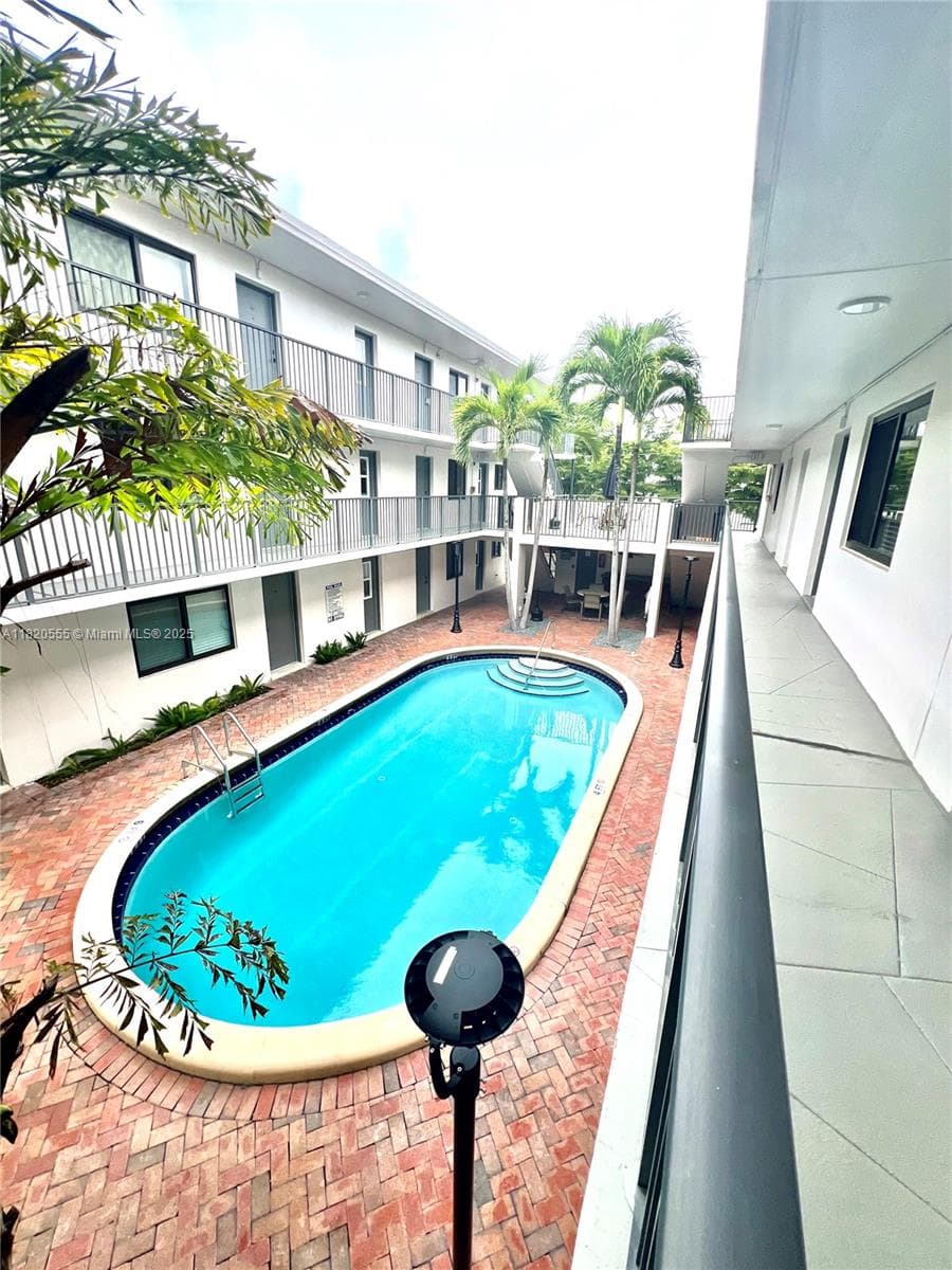 COURTYARDS OF THE GROVE · #S207 in Miami - Photo 17