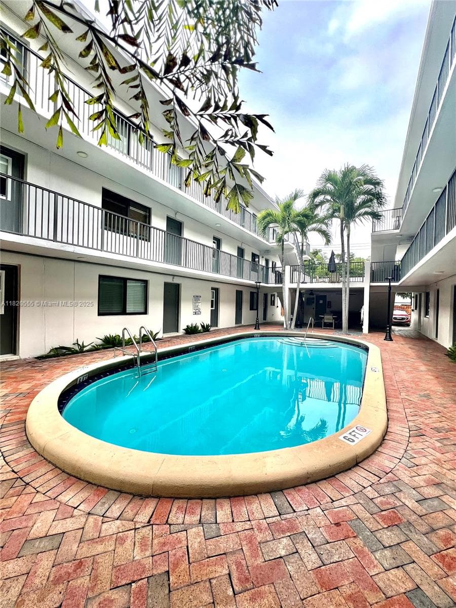 COURTYARDS OF THE GROVE · #S207 in Miami - Photo 19