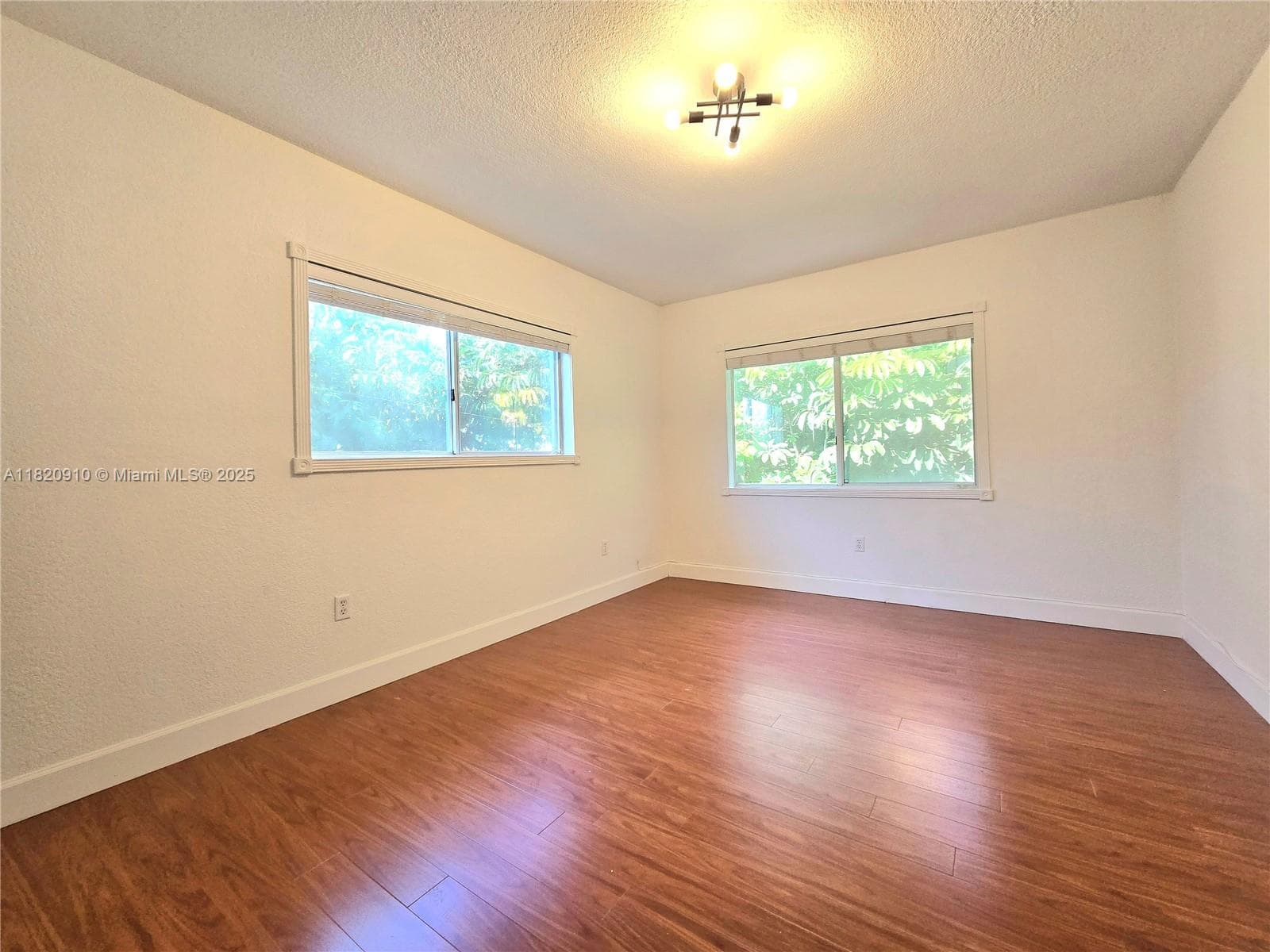 EVENING STAR CONDO · #28 in Bay Harbor Islands - Photo 7