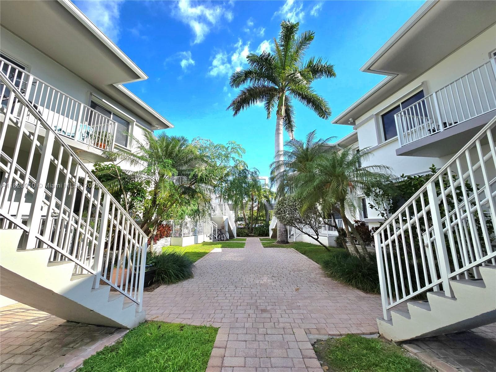 EVENING STAR CONDO · #28 in Bay Harbor Islands - Photo 10