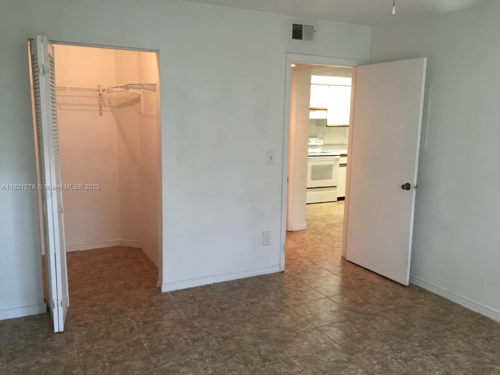 WINDWARD LAKES CONDO · #H112 in Pompano Beach - Photo 5