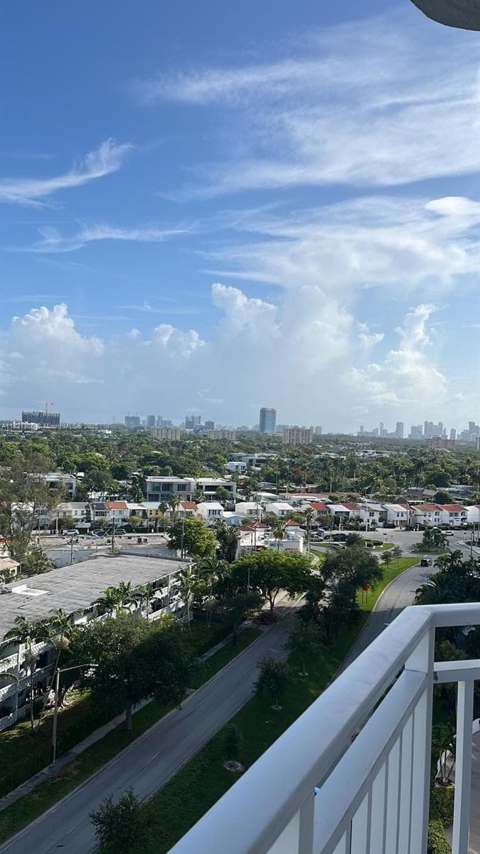 BAYVIEW TOWERS CONDO SOUT · #A1108 in North Miami - Photo 5
