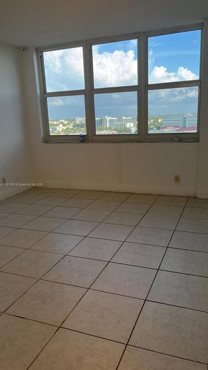 BAYVIEW TOWERS CONDO SOUT · #A1108 in North Miami - Photo 11