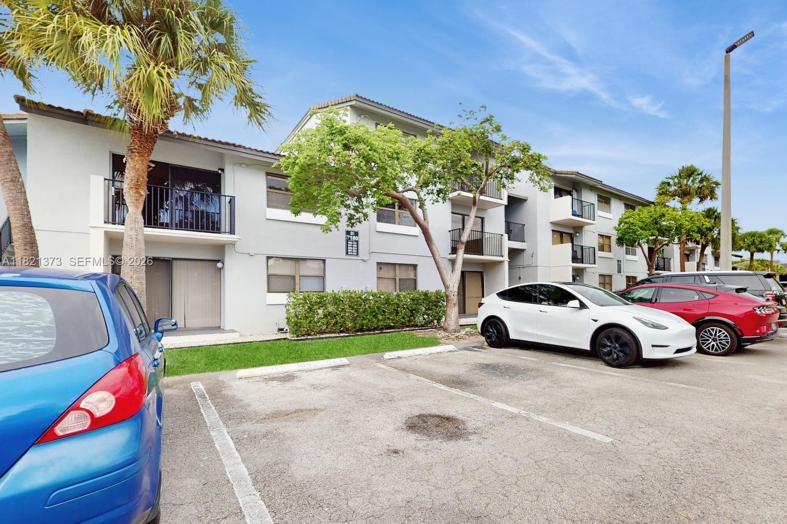 VILLA BELLINI · #105 in Hialeah - Photo 14