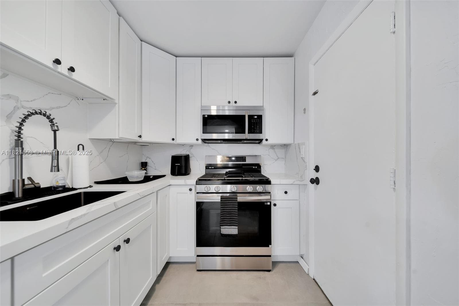 DADELAND GROVE CONDO · #A303 in Pinecrest - Photo 3