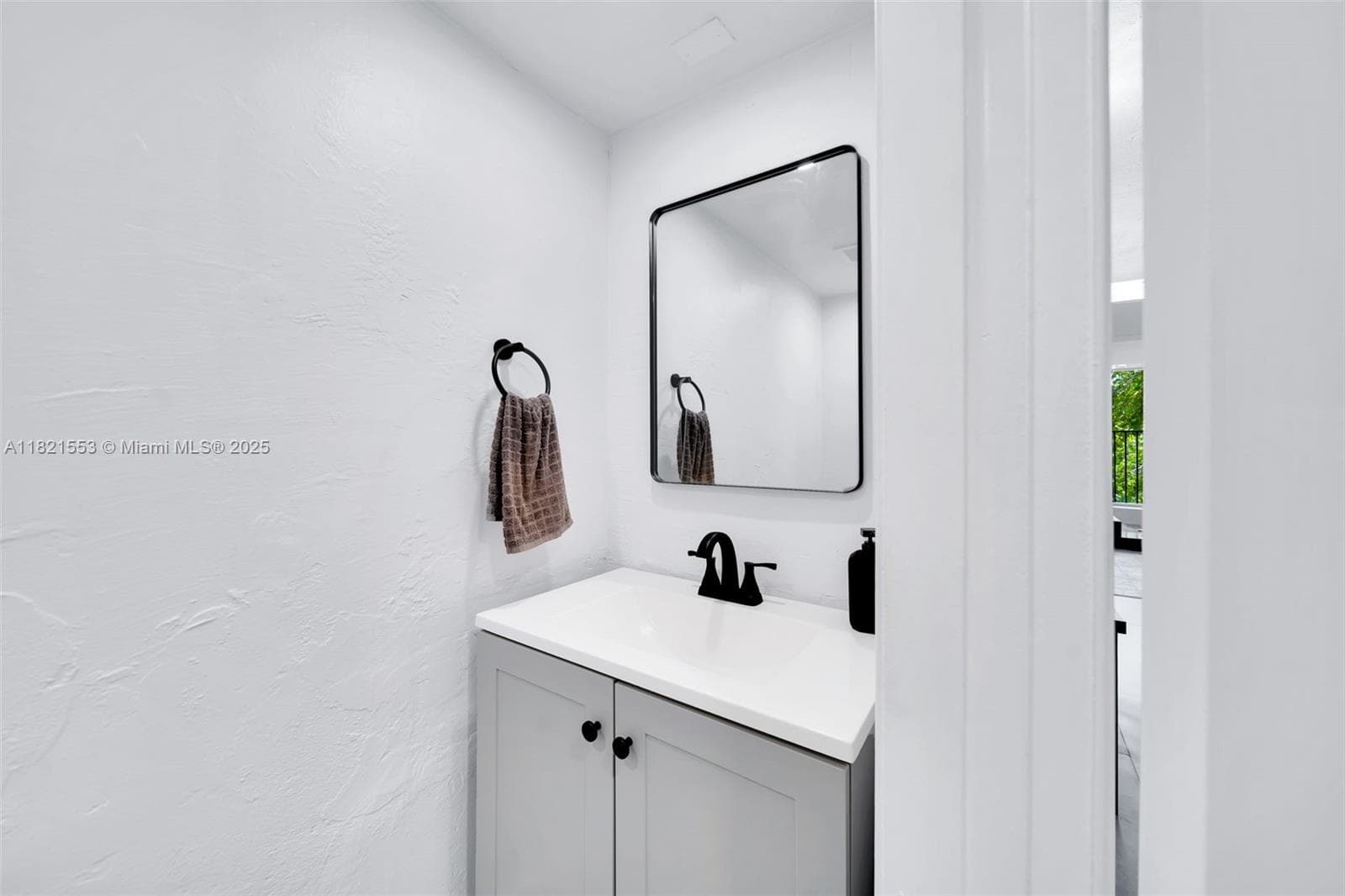 DADELAND GROVE CONDO · #A303 in Pinecrest - Photo 11