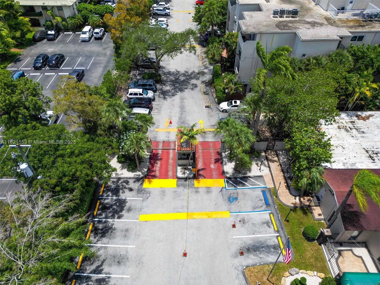 DADELAND GROVE CONDO · #A303 in Pinecrest - Photo 25