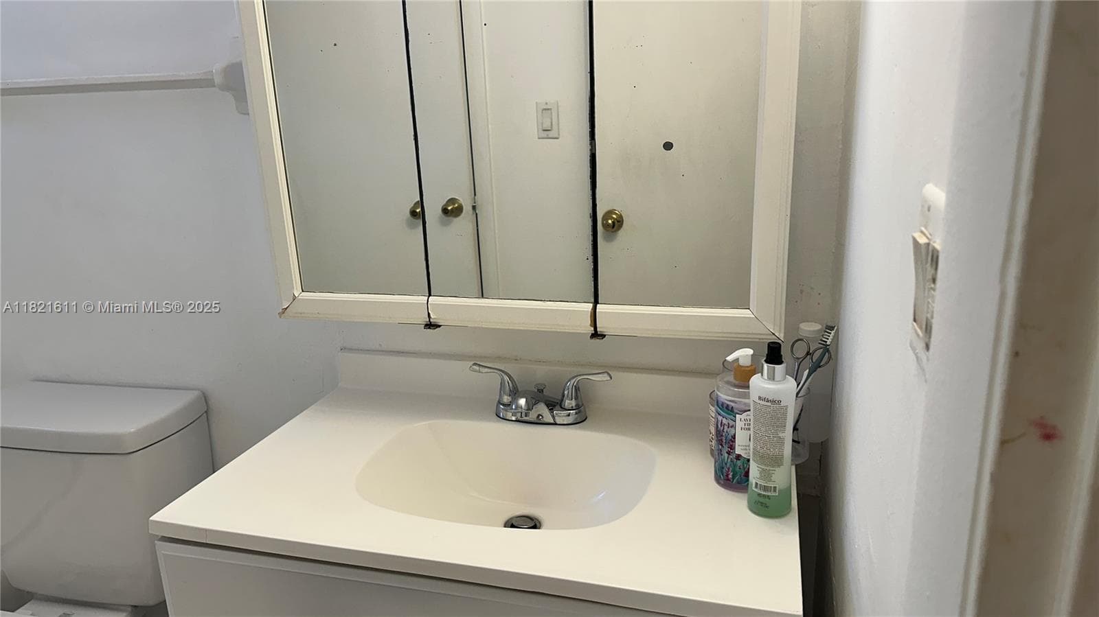 ROYAL OAKS CONDO · #115 in Miami - Photo 7