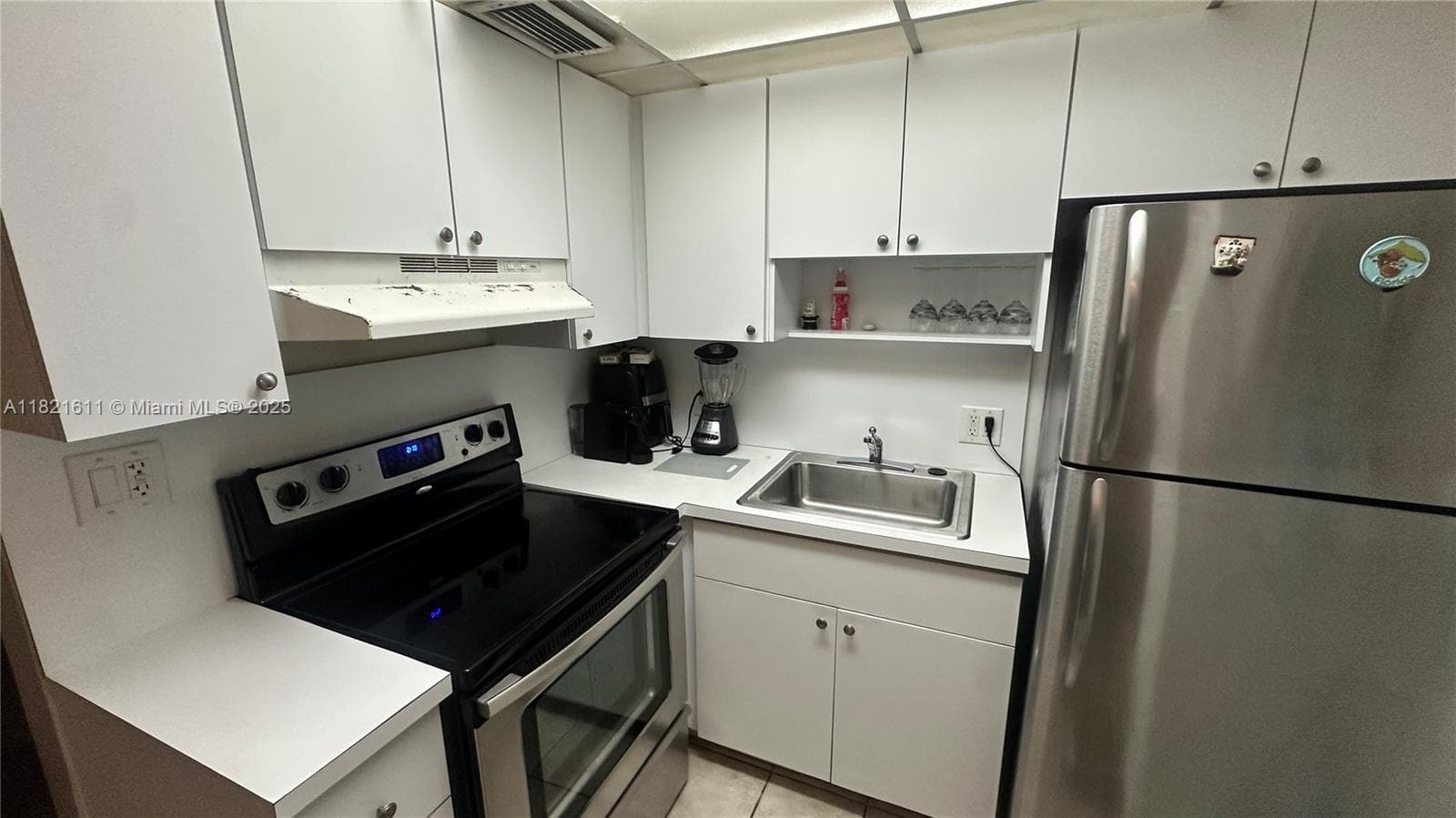 ROYAL OAKS CONDO · #115 in Miami - Photo 3