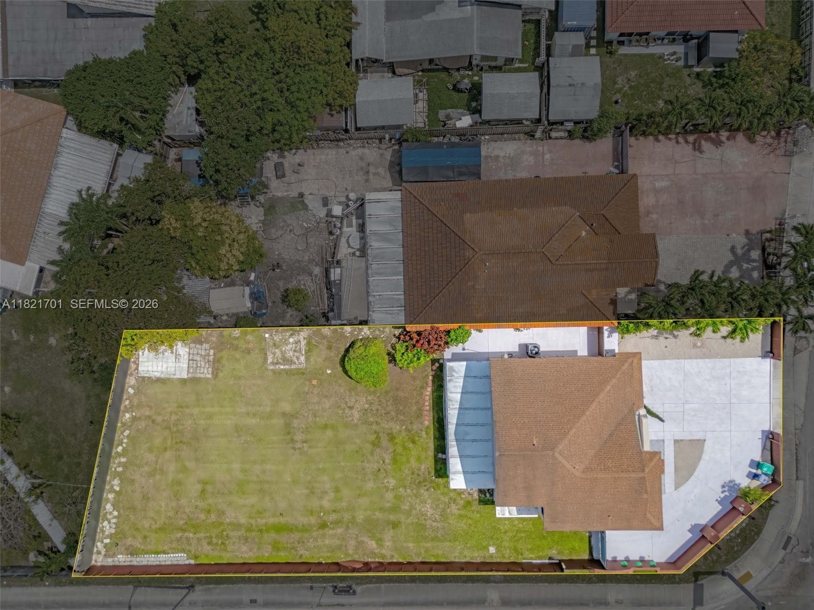18401 SW 115th Ave photo 3