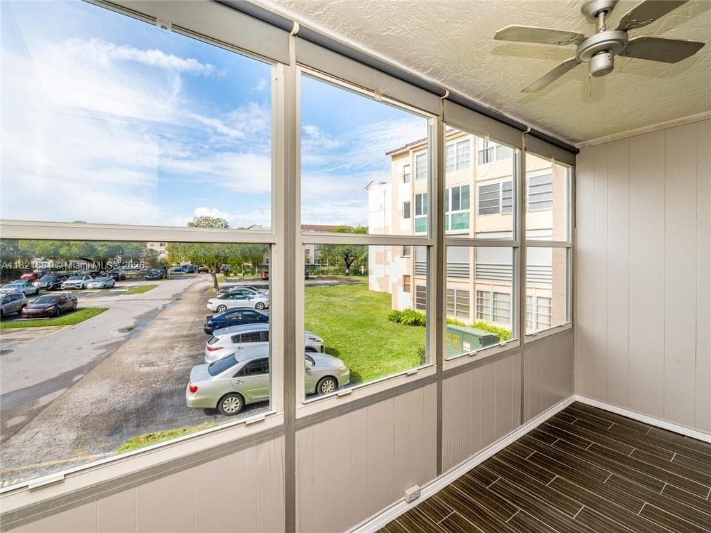 SOMERSET AT LAUDERDALE LA · #210K in Lauderdale Lakes - Photo 15