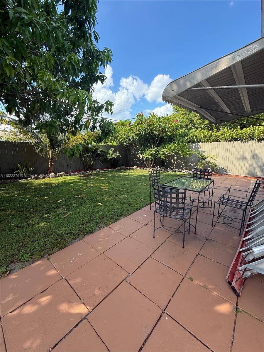 205 SW 21st Way photo 19