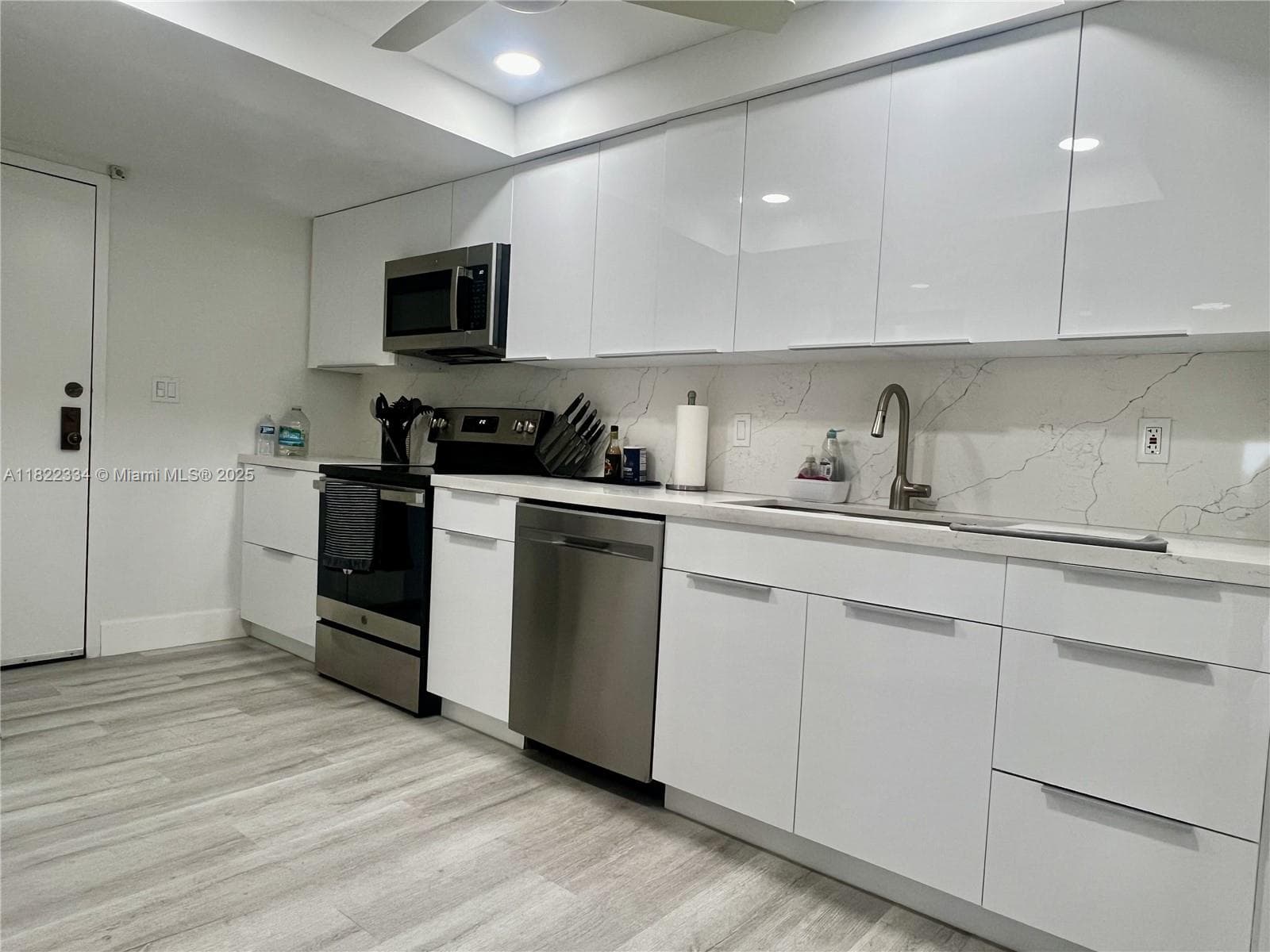 SEA RANCH C · #212 in Lauderdale By The Sea - Photo 2