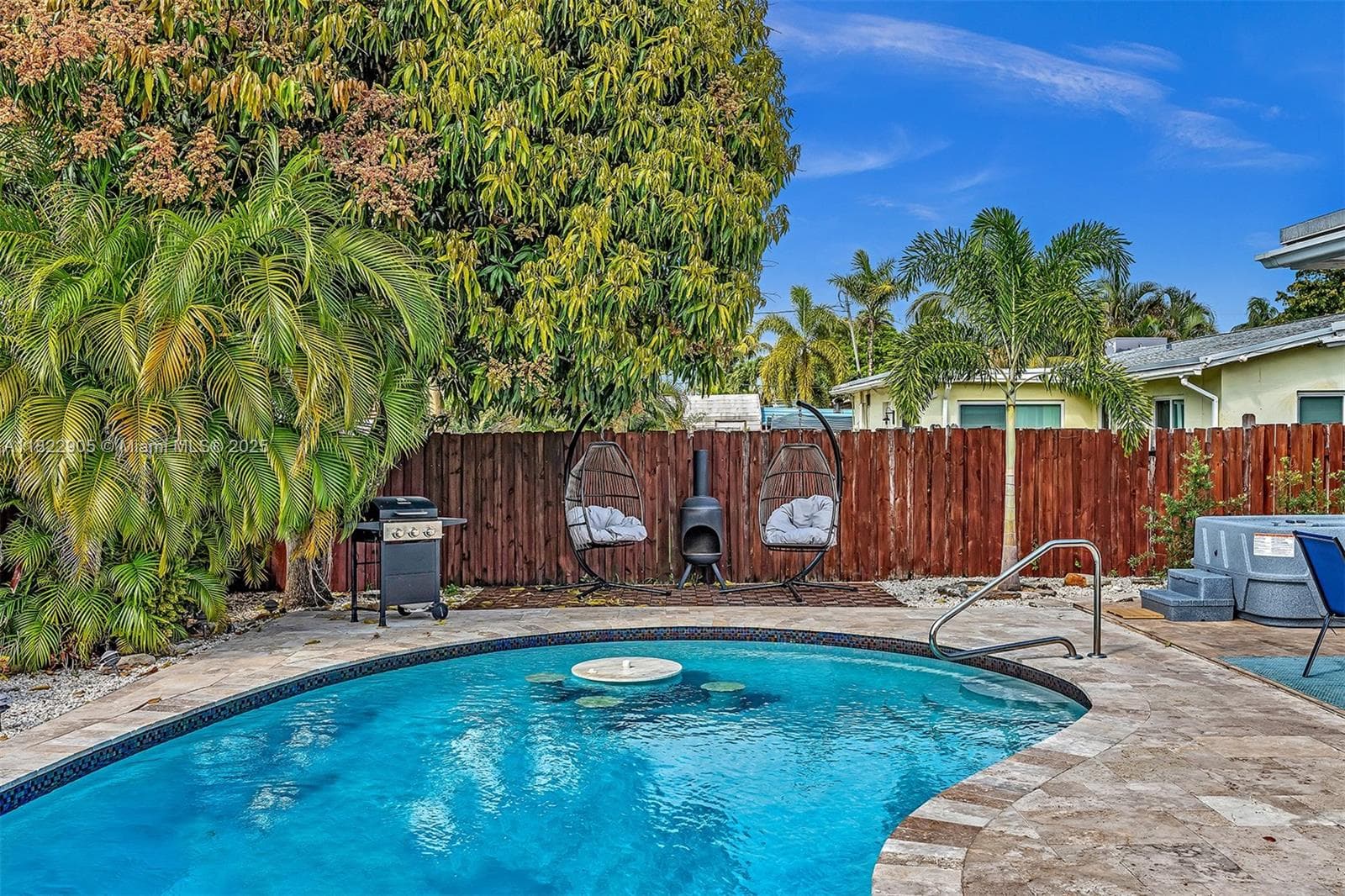 4633 SW 28th Ave photo 41