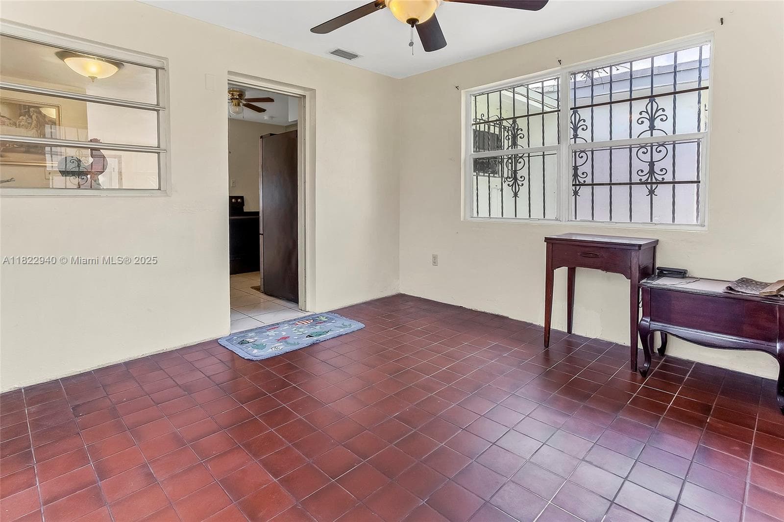 1311 SW 33rd Ter photo 16