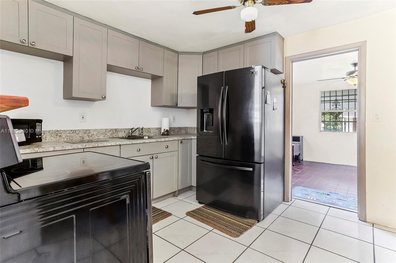 1311 SW 33rd Ter photo 12