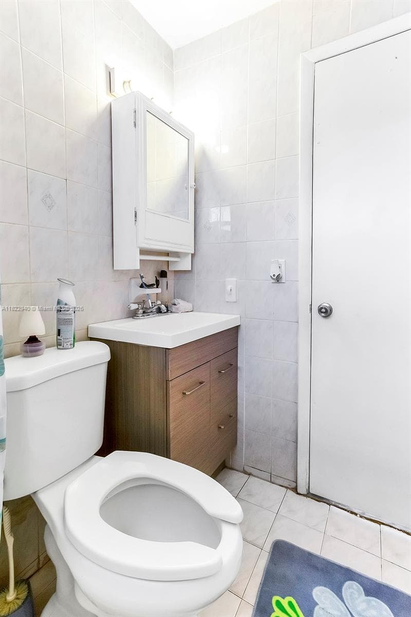 1311 SW 33rd Ter photo 20