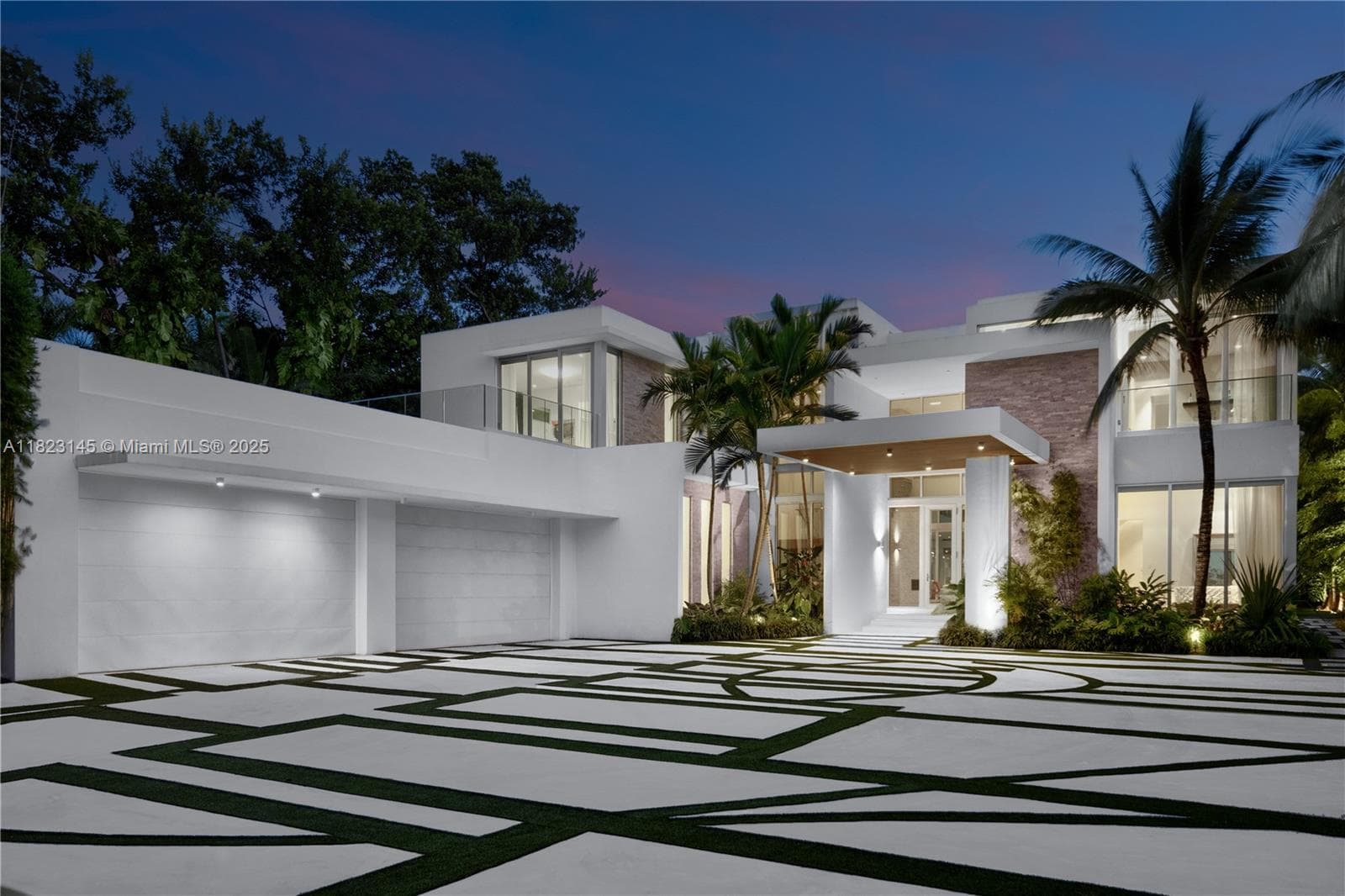 30 Palm Ave photo 3