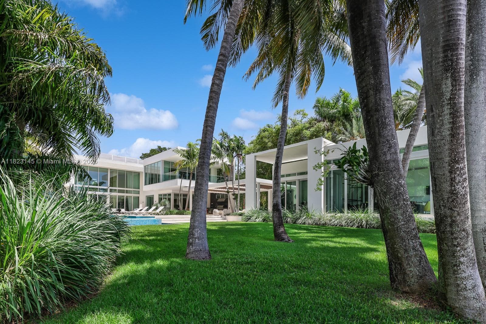 30 Palm Ave photo 66