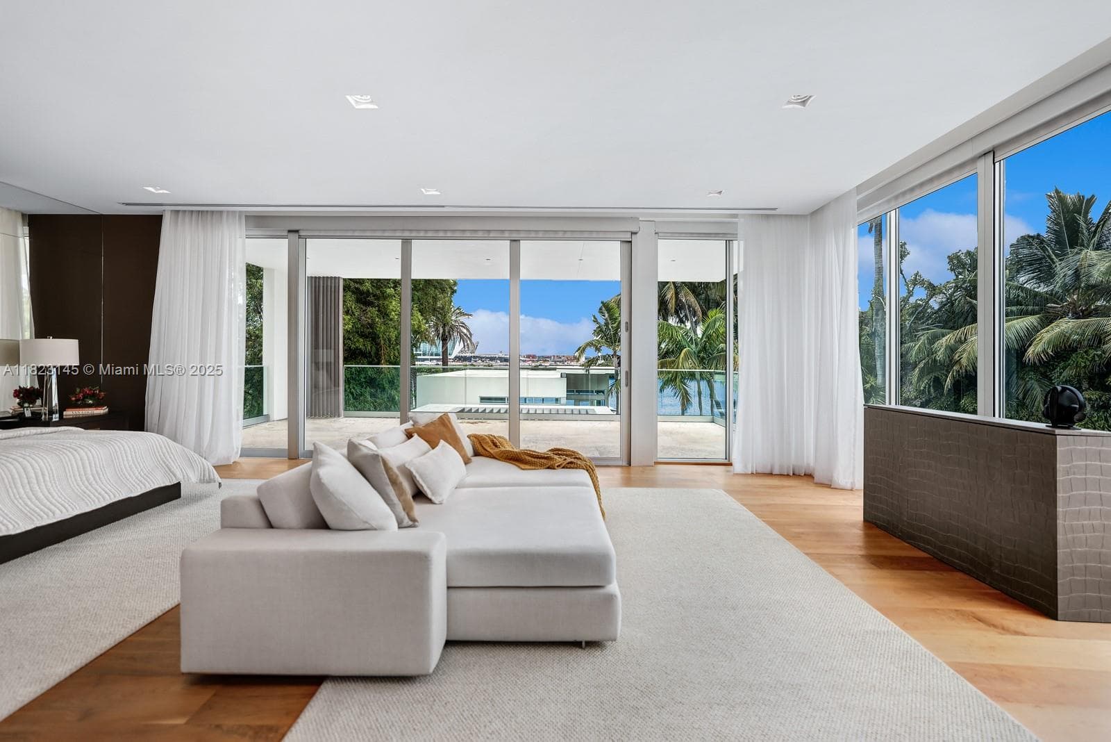 30 Palm Ave photo 49