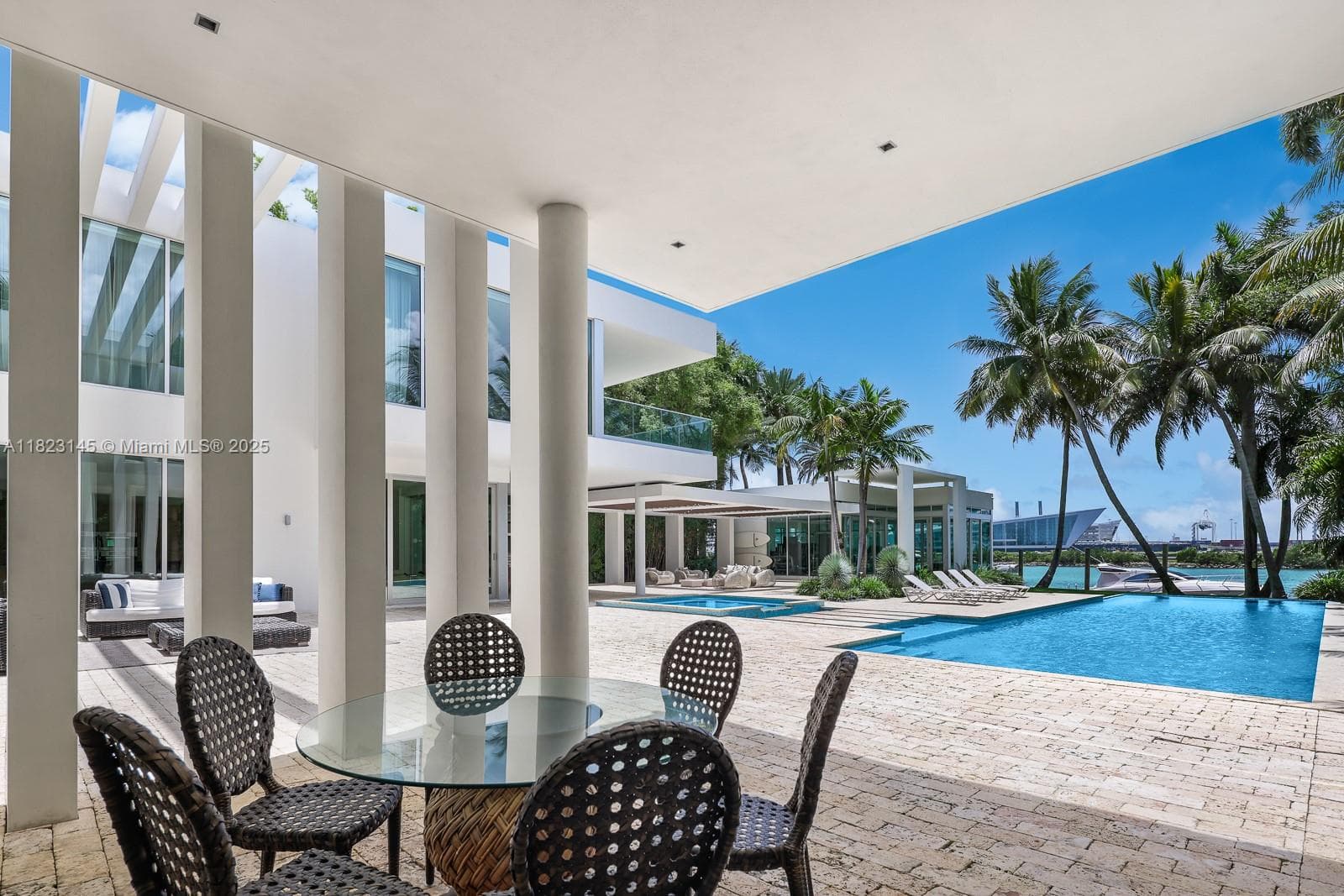 30 Palm Ave photo 58