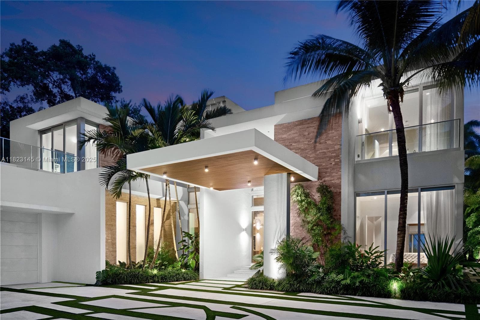 30 Palm Ave photo 4