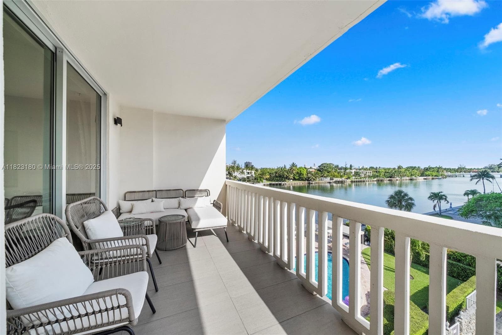 CARAVELLE CONDO · #4D in Bay Harbor Islands - Photo 23