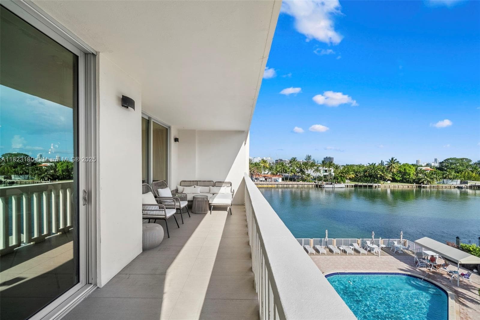 CARAVELLE CONDO · #4D in Bay Harbor Islands - Photo 22