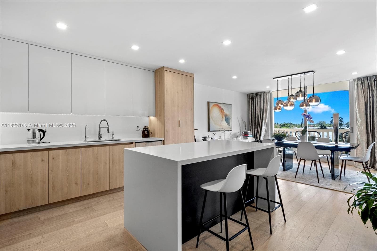 CARAVELLE CONDO · #4D in Bay Harbor Islands - Photo 10