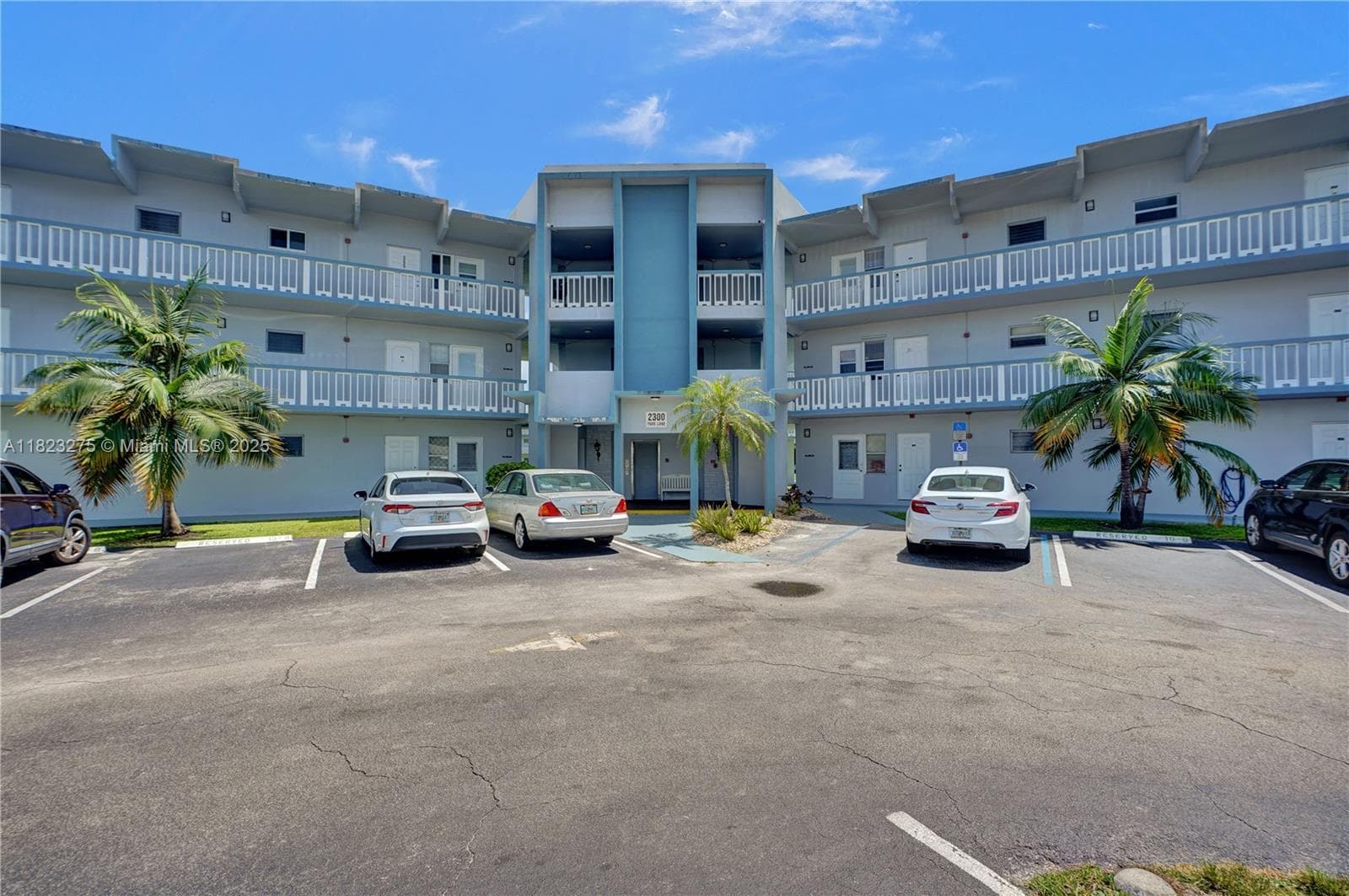 Sheridan Lakes Condo · #208 in Hollywood - Photo 16