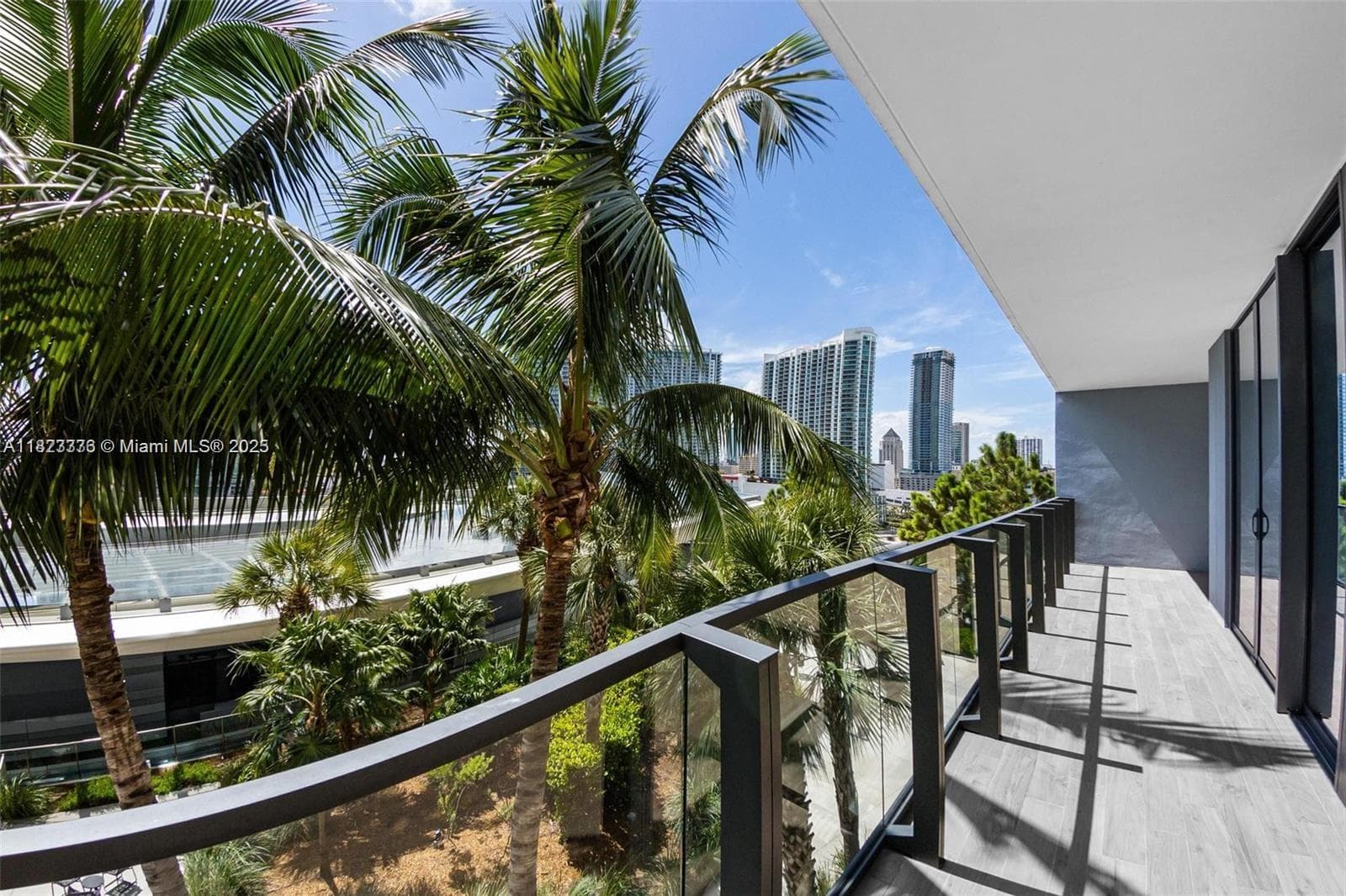 Reach Brickell City Centre · #806 in Miami - Photo 16