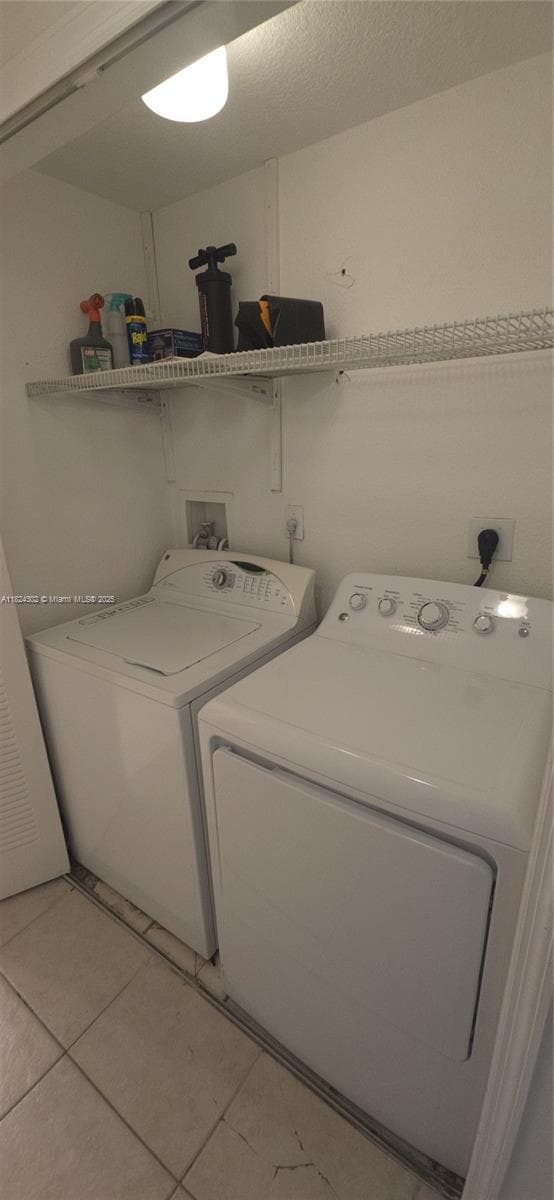 KEYSTONE COURTS CONDO · #E406 in Miami - Photo 27