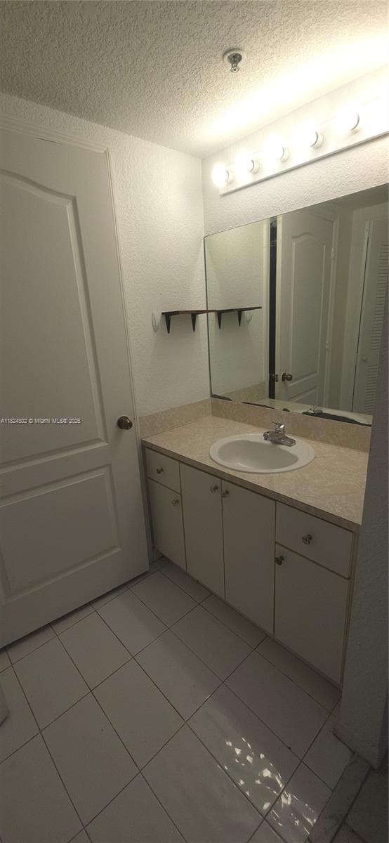 KEYSTONE COURTS CONDO · #E406 in Miami - Photo 12