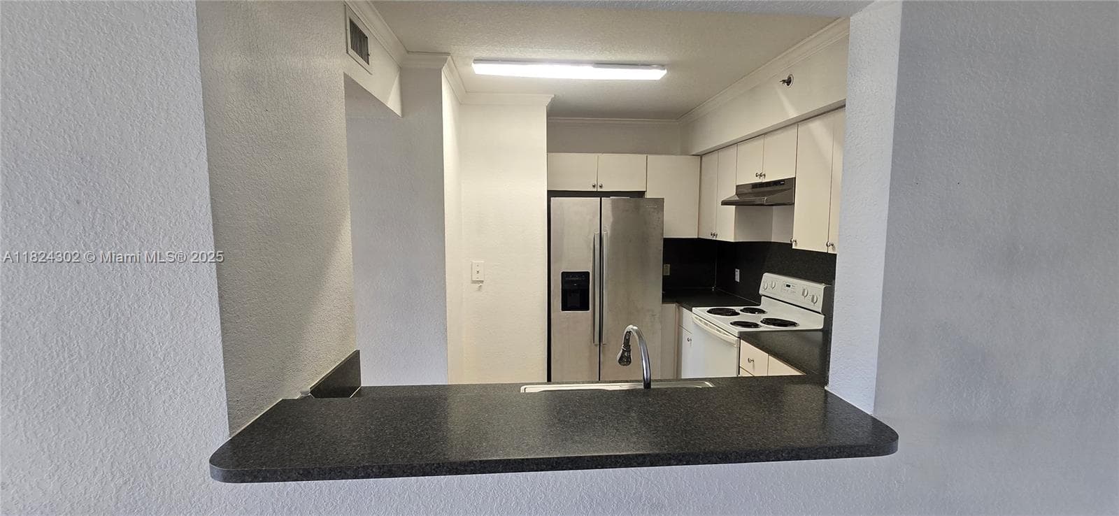 KEYSTONE COURTS CONDO · #E406 in Miami - Photo 7