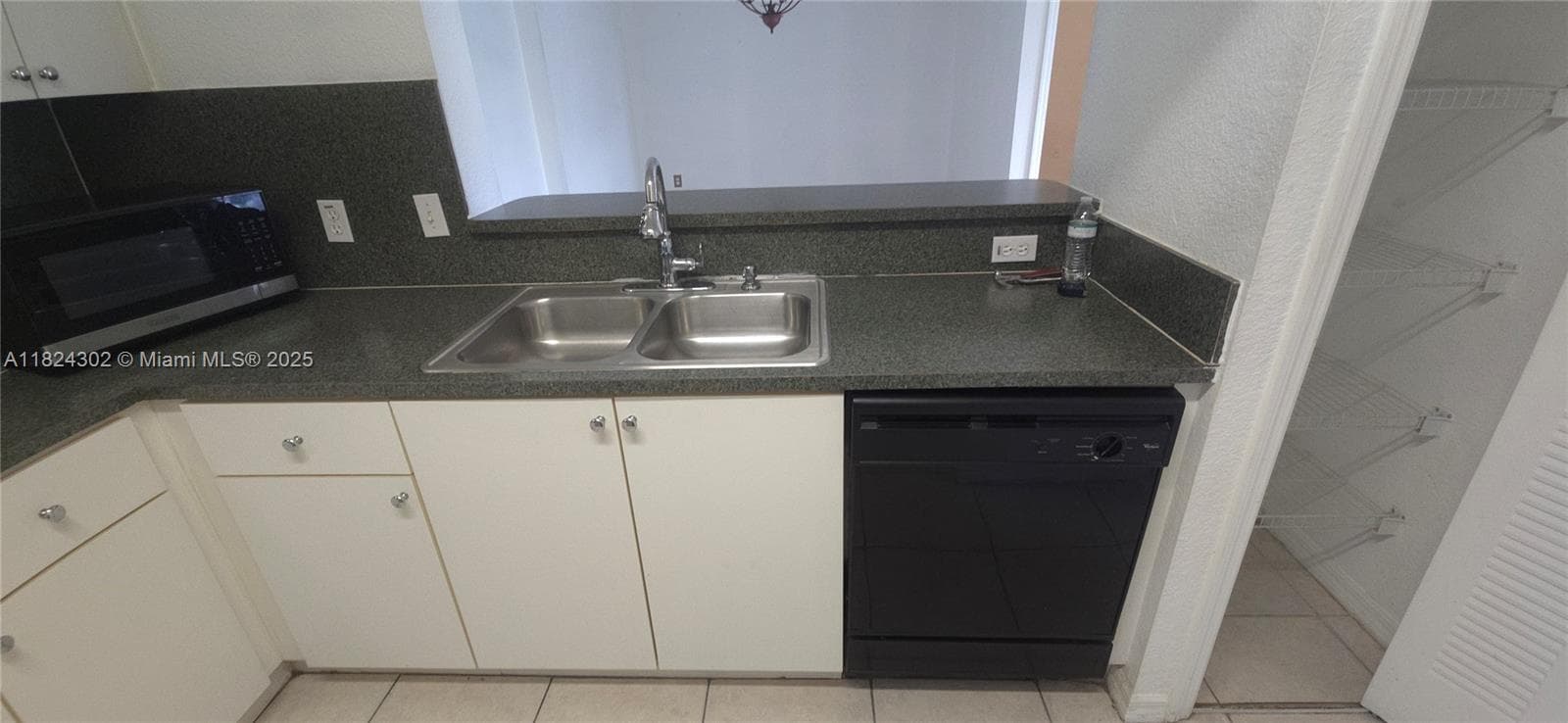 KEYSTONE COURTS CONDO · #E406 in Miami - Photo 20