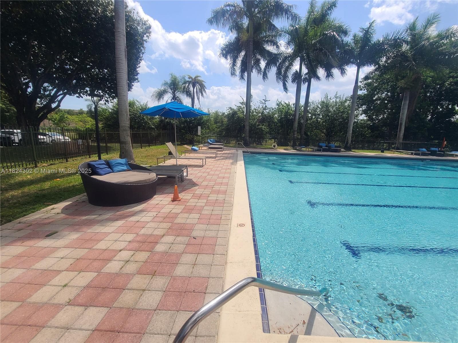 KEYSTONE COURTS CONDO · #E406 in Miami - Photo 48