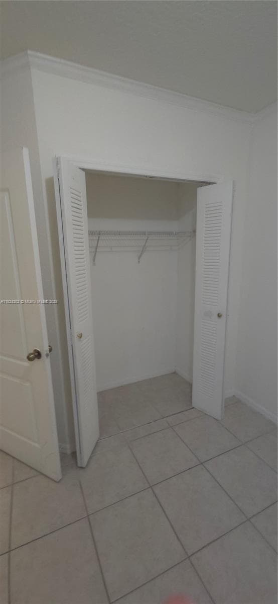 KEYSTONE COURTS CONDO · #E406 in Miami - Photo 25