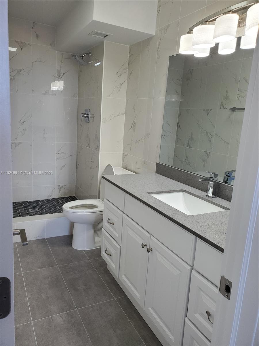 SAILBOAT CAY CONDO · #1105 in North Miami - Photo 11