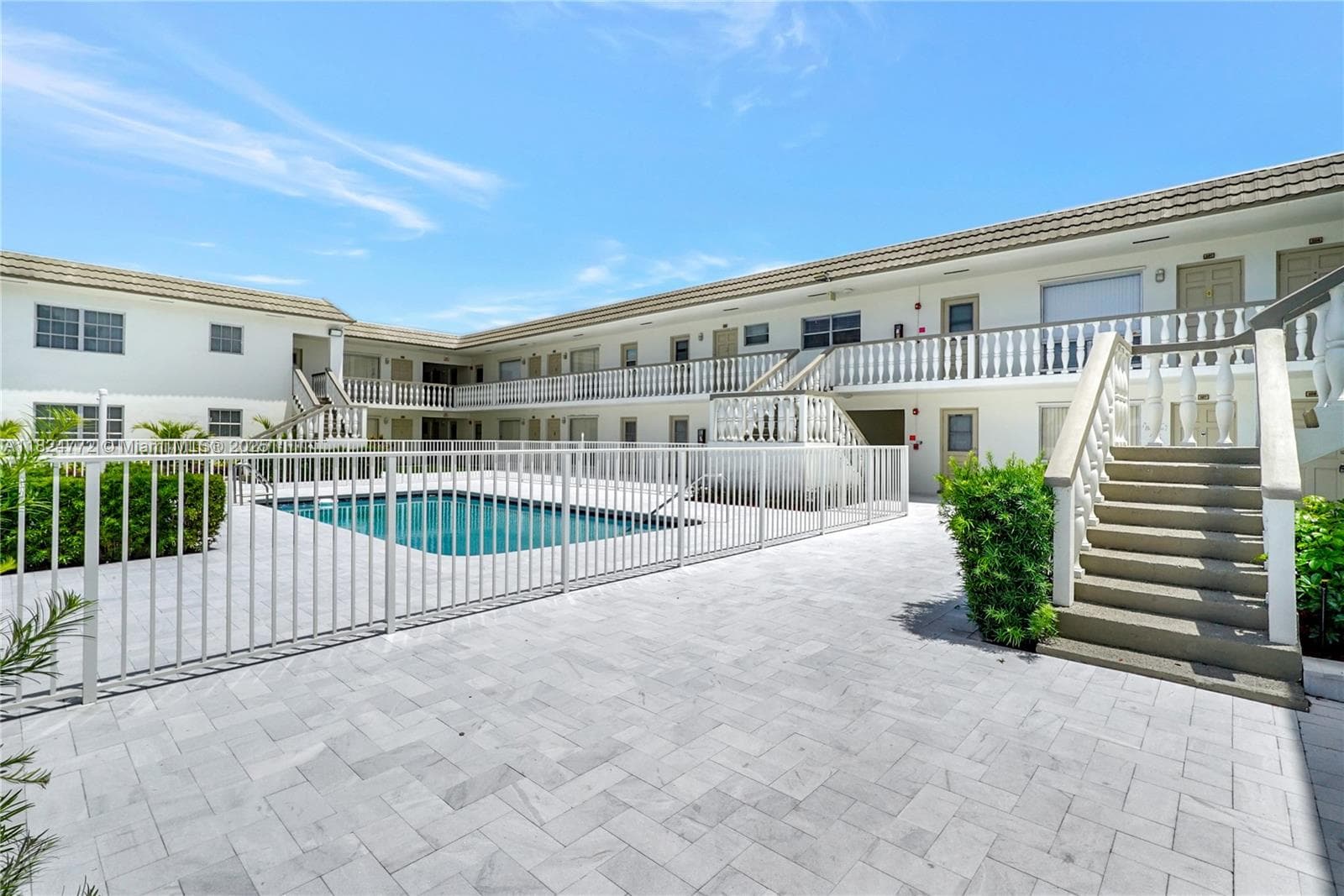 HOLLYWOOD HILLS · #206 in Hollywood - Photo 1