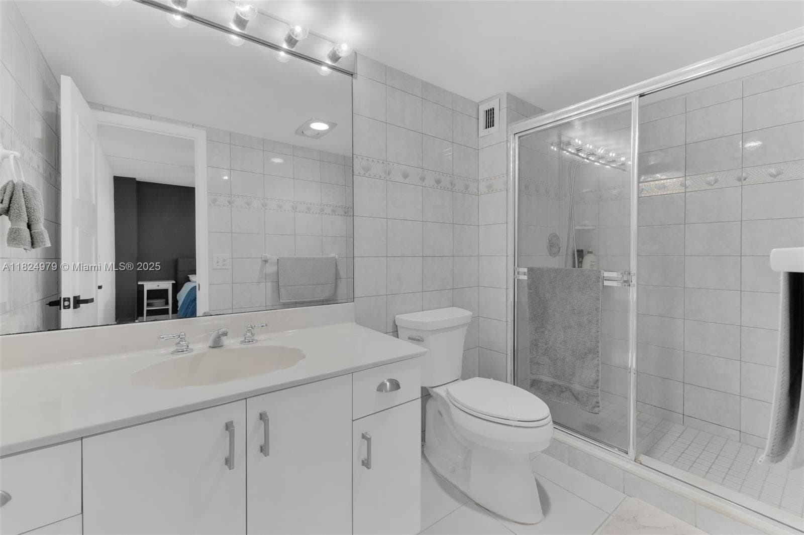 ROYAL COAST CONDO · #11M in Lauderdale By The Sea - Photo 14