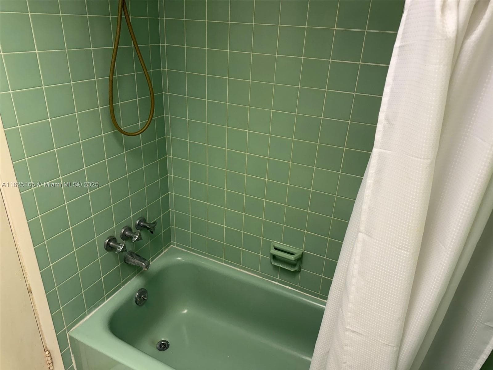 Retro tub