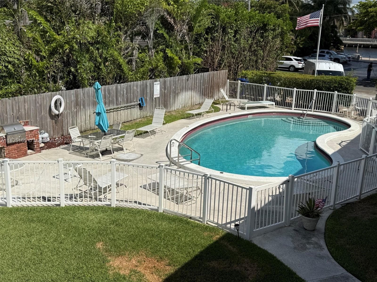 Pool from second level
