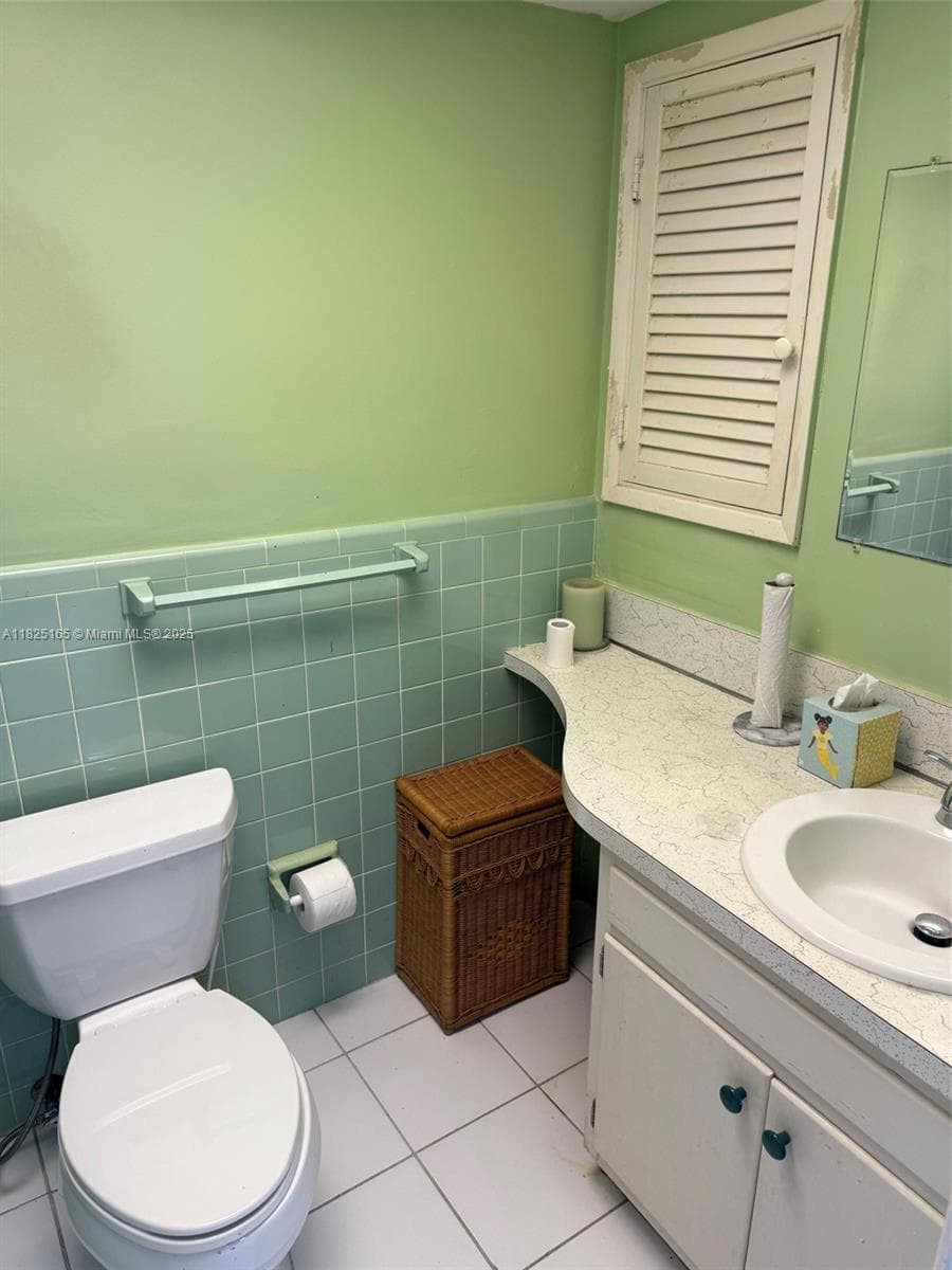 Retro bathroom