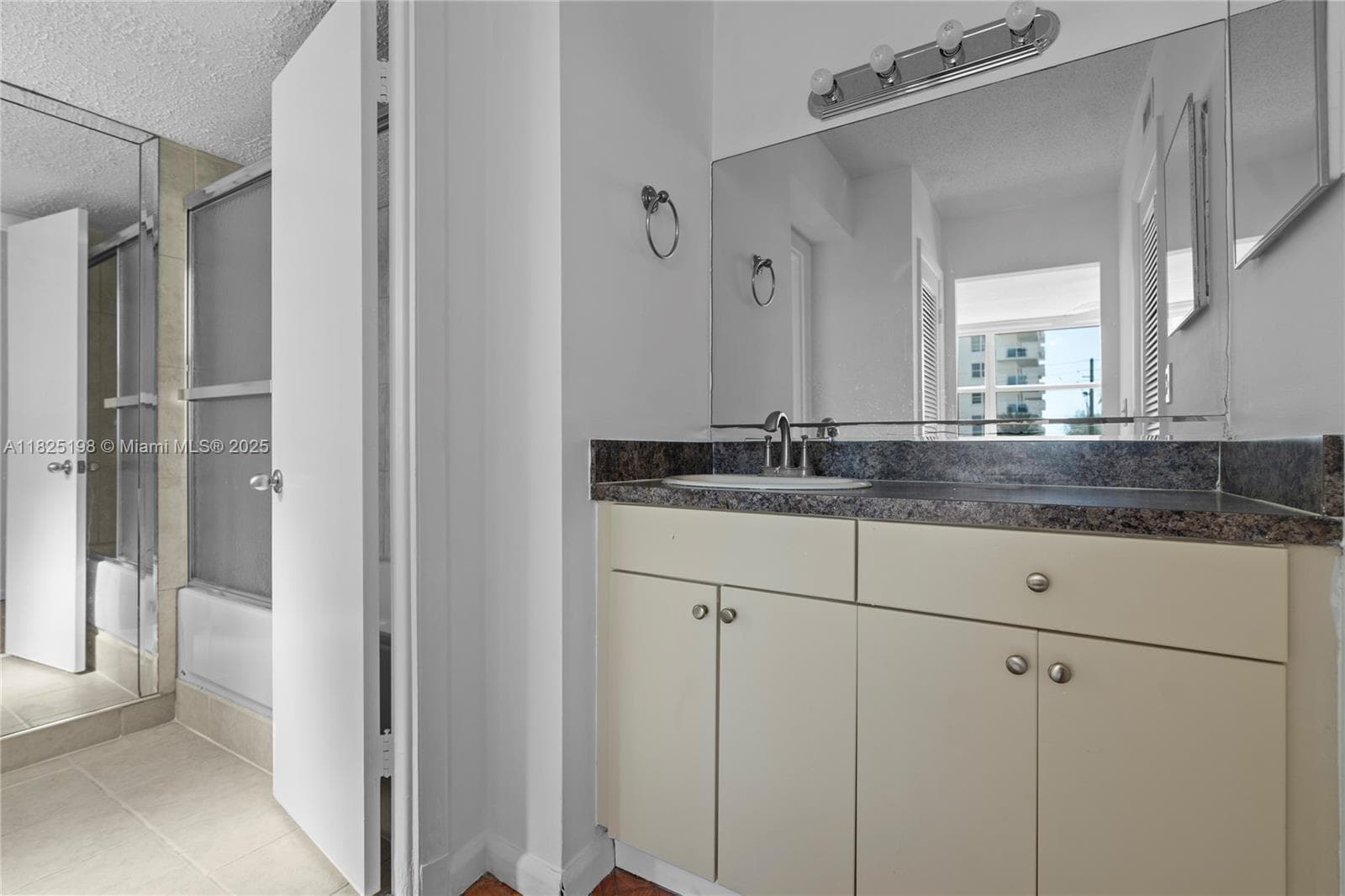 TRAFALGAR TOWERS CONDOMIN · #208 in Hollywood - Photo 39
